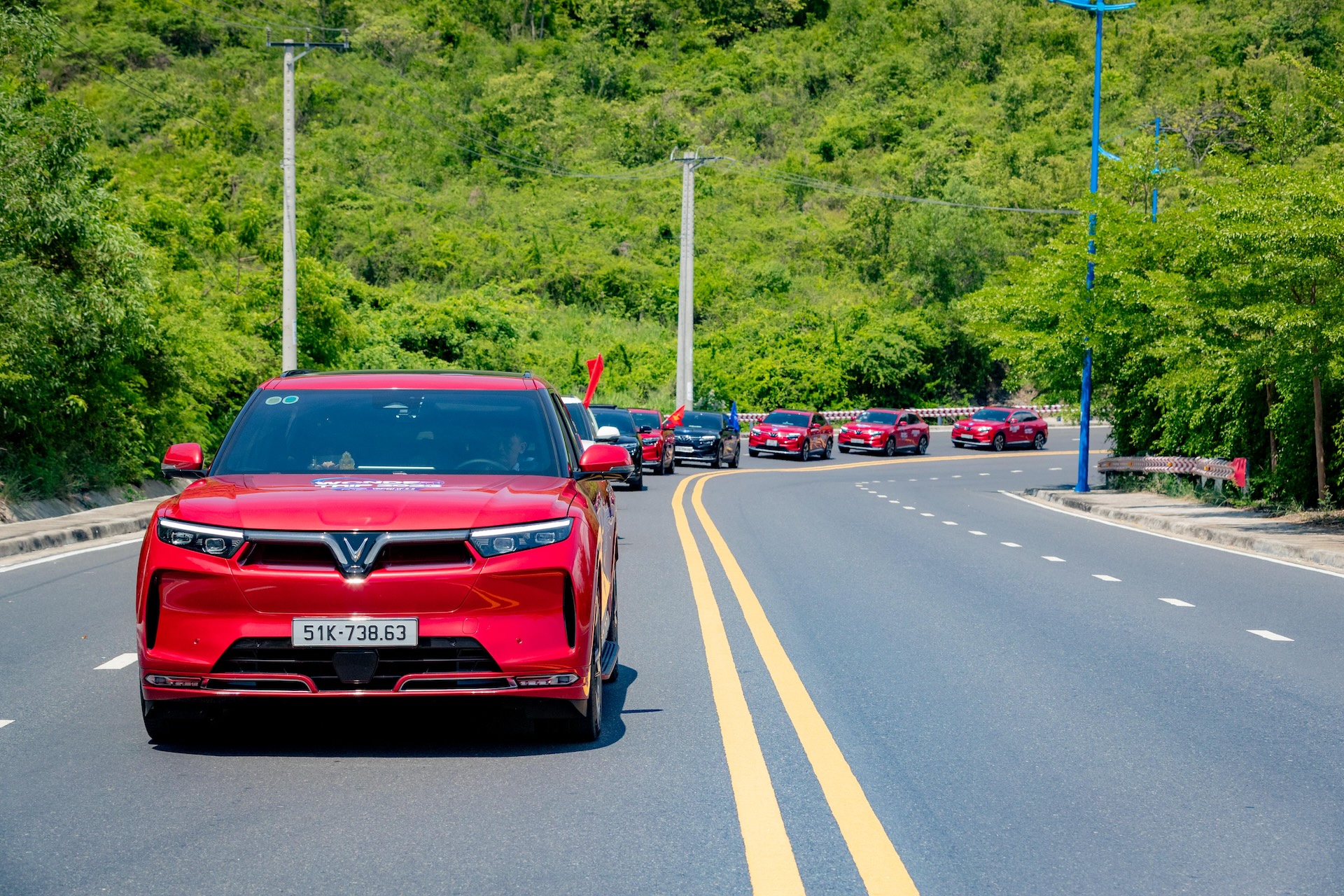 VINFAST TẶNG QUÀ TẾT ẤT TỴ, TRI ÂN TOÀN BỘ KHÁCH HÀNG SỞ HỮU Ô TÔ TRƯỚC NGÀY 31/12/2024